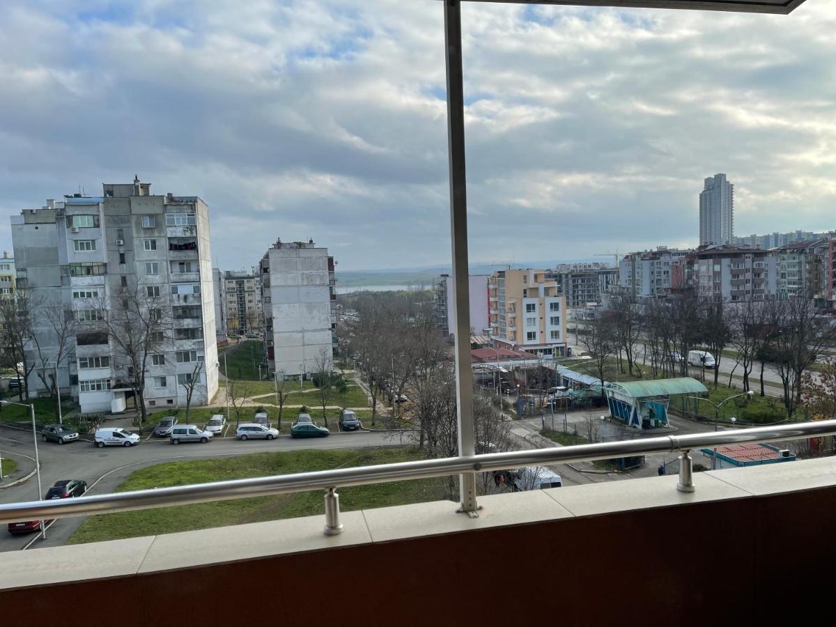 Dety'S Apartment Burgas Zewnętrze zdjęcie